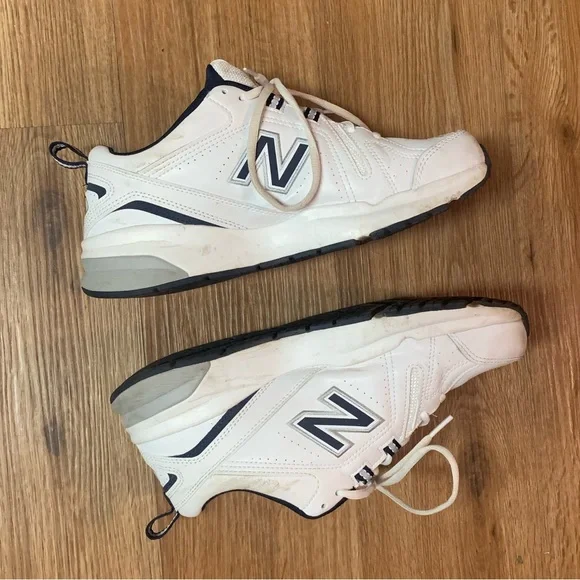 EUC Men’s 8 2E Athletic shoes - Picture 5 of 7